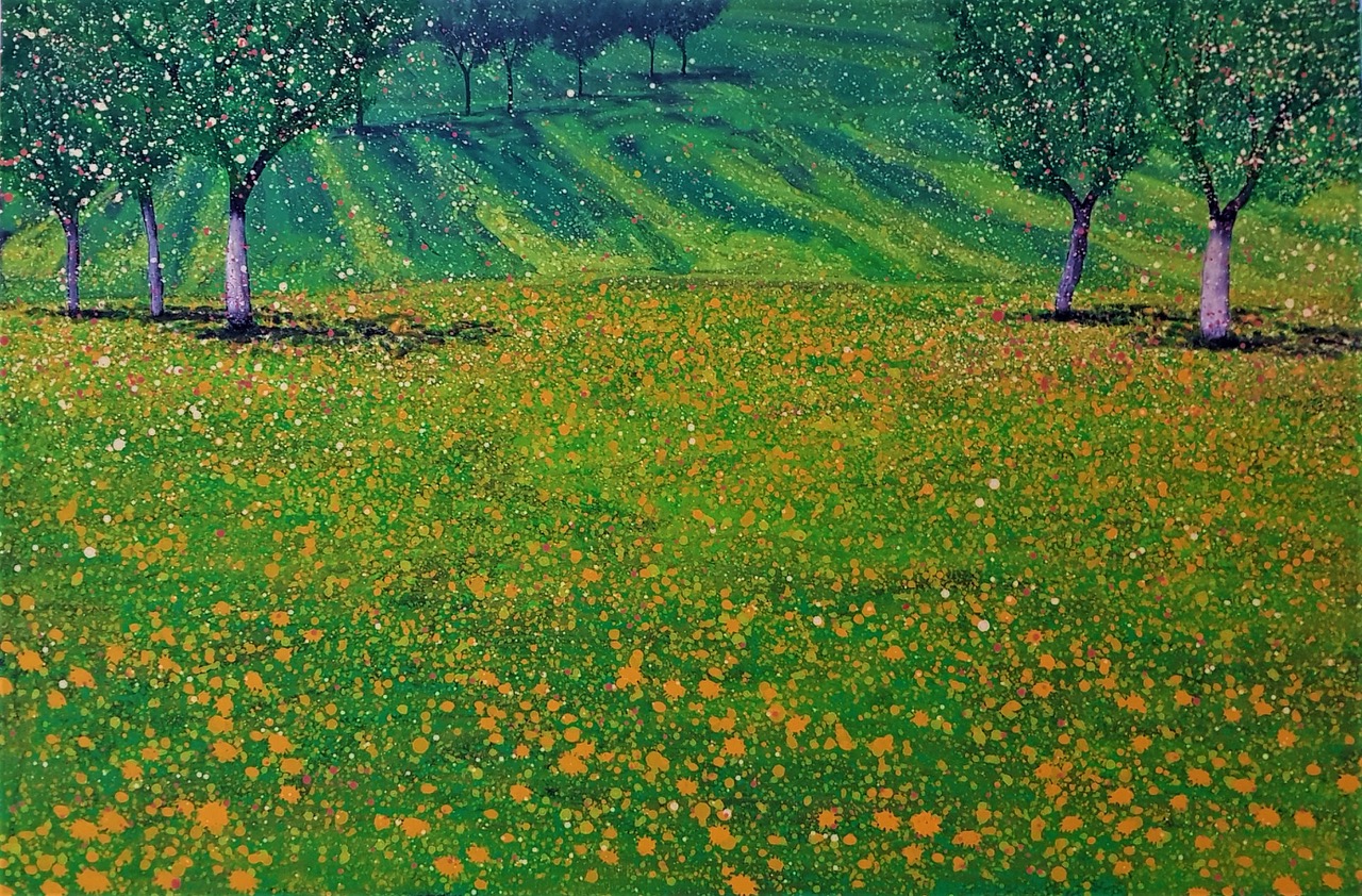 "Primavera" – obraz akrylowy Jacka Malinowskiego z 2020 roku, dostępny w ofercie internetowej Galeria Wiele Sztuki. Dynamiczne dzieło sztuki przedstawiające wiosenny pejzaż z zielonymi wzgórzami, kwitnącą łąką pełną pomarańczowych i białych kwiatów oraz drzewami o jasnych pniach. Malarstwo współczesne, polska sztuka, obraz na płótnie, oryginalne dzieło sztuki, inwestycja w sztukę. Idealny do jasnych i pełnych życia wnętrz.