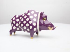 Galeria Wiele Sztuki, piękna ceramiczna figurka przedstawiająca dzika