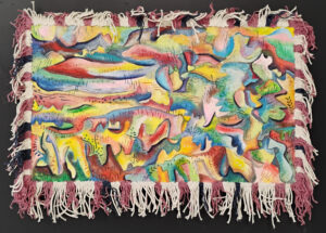 Galeria Wiele Sztuki, oraz „Wild Rose Farm VI” (2024) autorstwa Ziemowita Fincka, wykonany w technice mieszanej. Abstrakcyjny pejzaż namalowany w płynnym, akwarelowym stylu, w jasnej palecie żółcieni, różów, błękitów i zieleni. Dzieło otoczone jest postrzępioną ramą z różowych i białych sznurków. Sztuka współczesna, Galeria on-line.