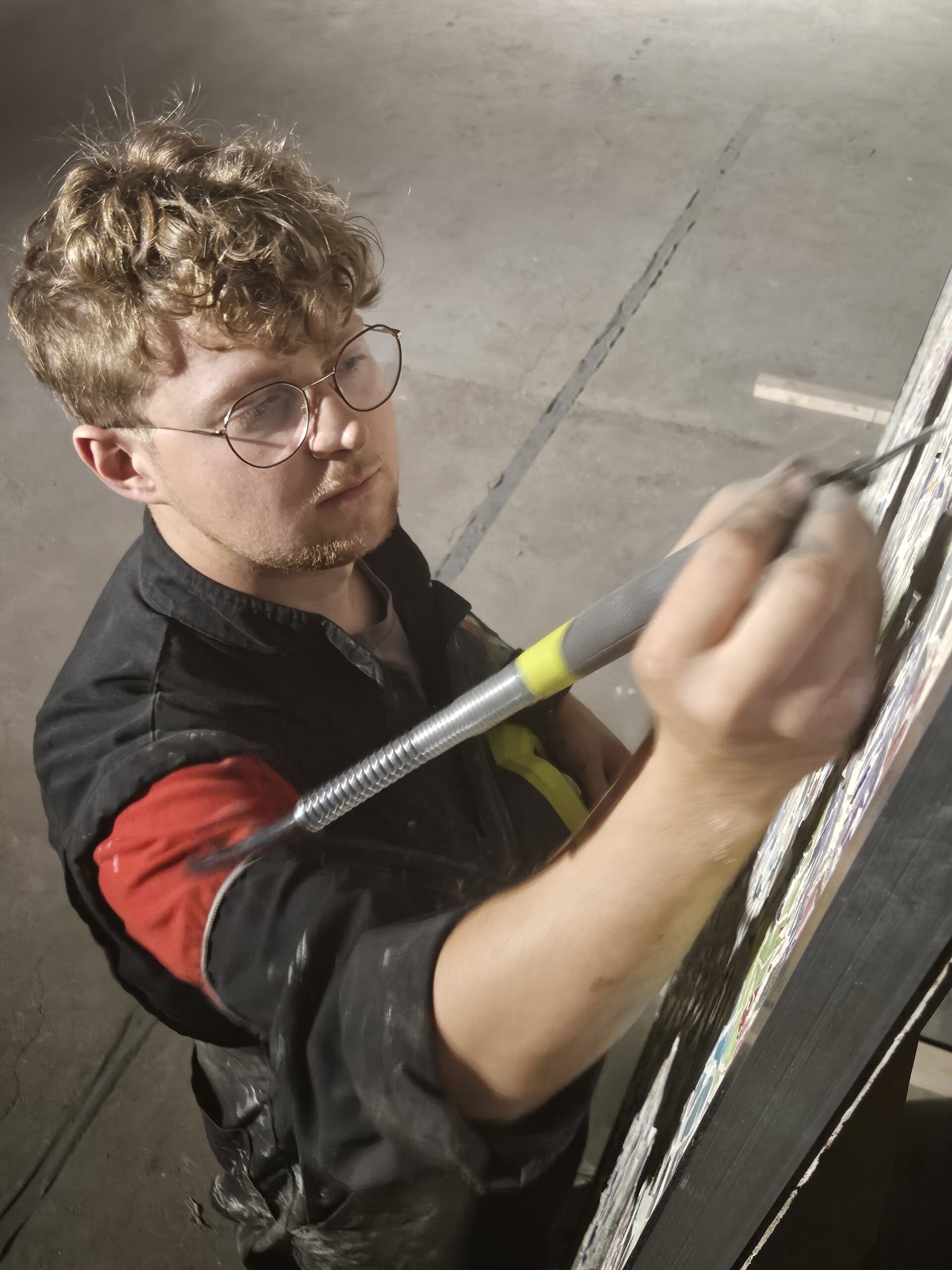 Filip Rzodkiewicz jest jednym z najlepszych malarzy polskich młodego pokolenia. W Polsce i za granicą malarza reprezentuje Galeria Wiele Sztuki.