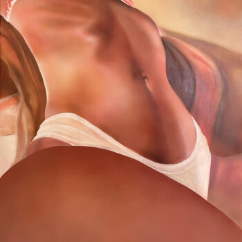 Obraz akrylowy „Bliskość” (2024) autorstwa Oliwii Choroś, dostępny w Galerii Wiele Sztuki. Zmysłowe, fragmentaryczne studium kobiecego ciała w ciepłej palecie barw – to intymne polskie malarstwo współczesne na sprzedaż.