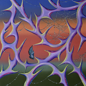 Galeria Wiele Sztuki prezentuje obraz olejny Zbigniewa Olszyny „Między światłem a cierniem” (2024). Obraz przedstawia ciemny kokon motyla zawieszony na jaskrawym, kolczastym krzewie o fioletowej barwie. Styl oniryczny i symboliczny.