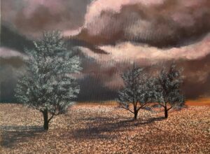 Galeria Wiele Sztuki prezentuje obraz akrylowy Jacka Malinowskiego „Prima della tempesta II”. Pejzaż przed burzą. Dominującą część płótna zajmuje ciemne, skłębione niebo.