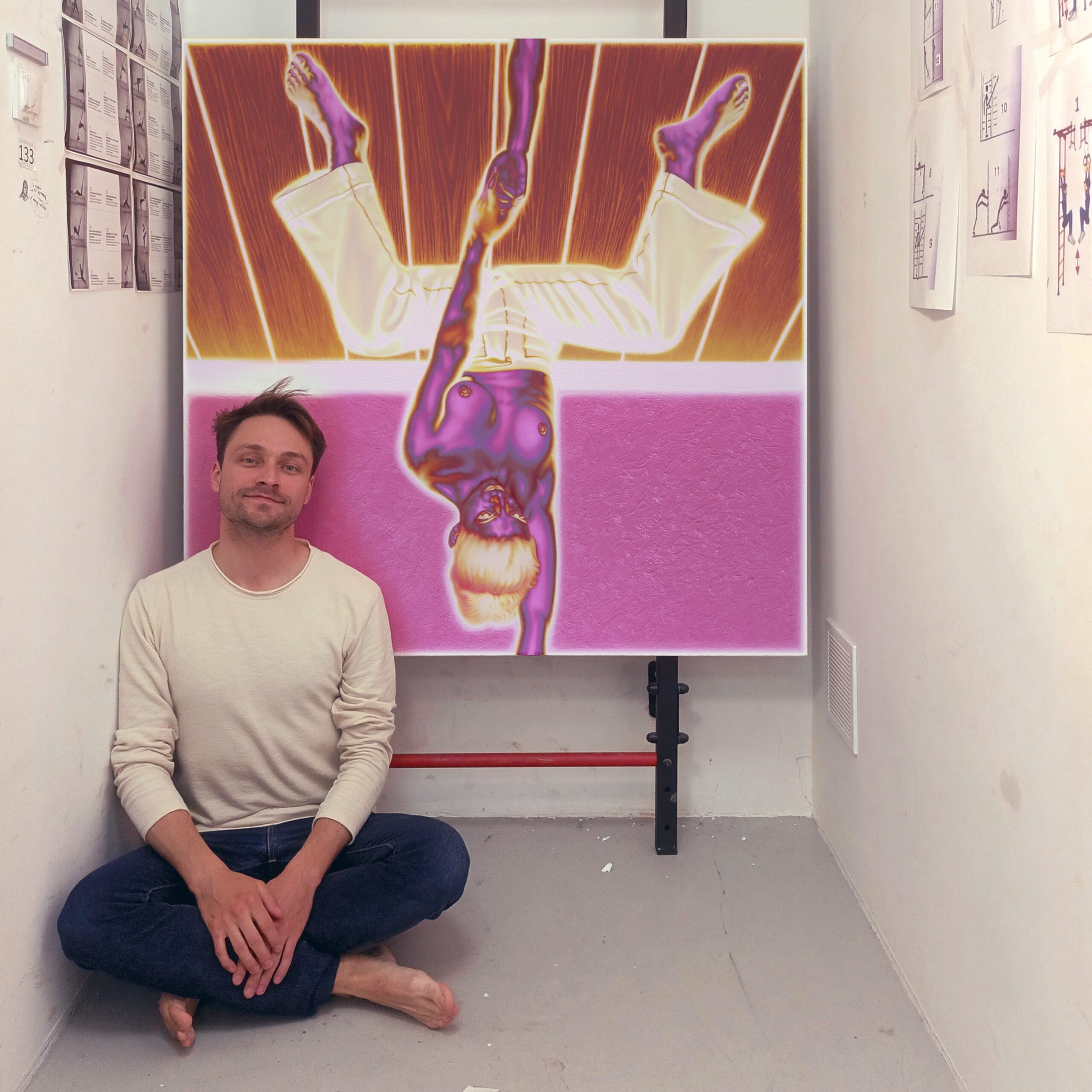 Galeria Wiele Sztuki, zdjęcie gdańskiego malarza Macieja Marii Wichnowskiego w biogramie artysty na stronie internetowej Galerii Wiele Sztuki.